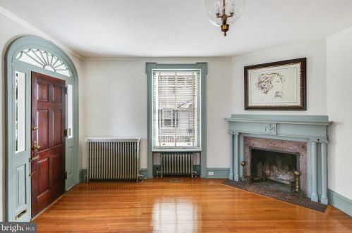 5800 Greene St, Philadelphia PA  19144-2704 exterior