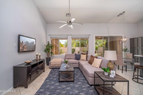 631 Edith Ct, Chandler AZ exterior