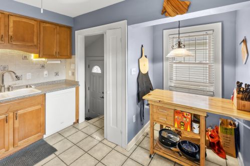 8131 Gridley Ave, Milwaukee WI  53213-3038 exterior