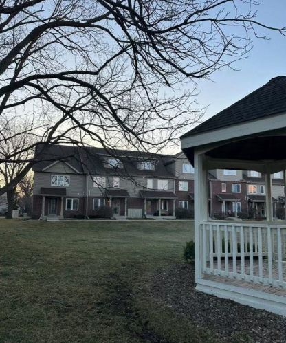 3902 Maple Grove Dr, Madison WI 53719-1839 exterior