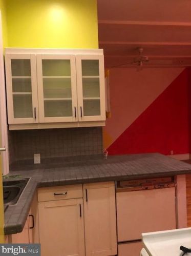 1734 P St, Washington DC 20036-1317 exterior