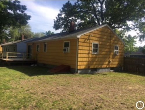 37 Alice St, Springfield, MA 01109-2201