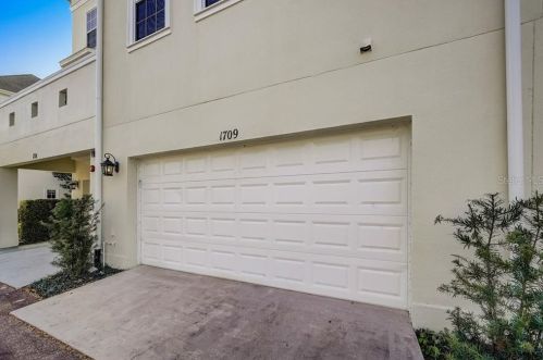 1709 Prospect Ave, Orlando FL 32814-6373 exterior