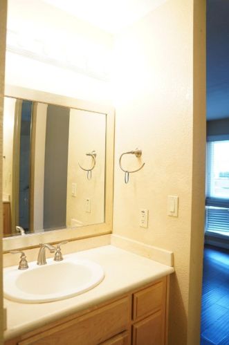 107 Monte Verano Ct, San Jose CA 95116-2658 exterior