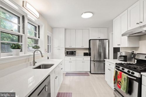 6406 16 St, Alexandria VA 22307-1411 exterior