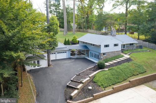 160 Paxon Holw Rd, Media PA 19063-1163 exterior