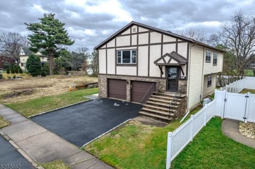 1307 Kline Pl, Rahway, NJ 07065-1950