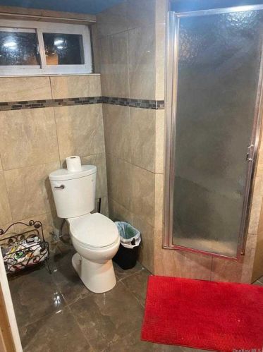 390 Earle St, Central Islip NY 11722-3711 exterior