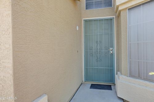 908 Cholla St, Chandler AZ  85224-4295 exterior