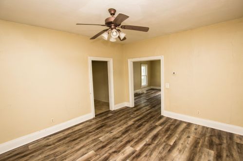 404 Michigan Ave, Dowagiac, MI 49047-1965