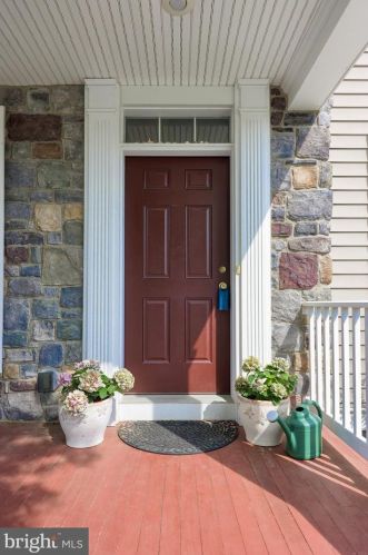 1404 Banner Dr, Lancaster PA 17601-4580 exterior