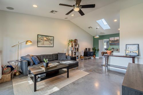 2053 39th Pl, Phoenix AZ  85008-3020 exterior