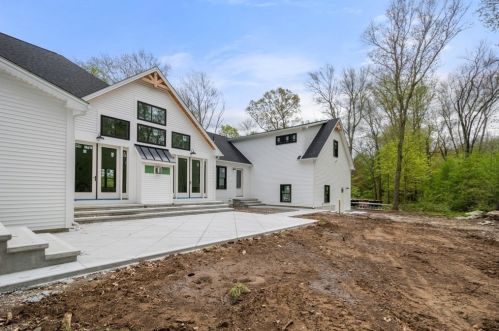 645 Glendale Rd, Wilbraham MA 01095 exterior