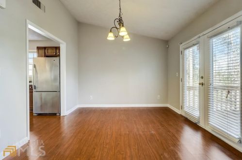 808 Stonemill Mnr, Lithonia GA 30058-8230 exterior