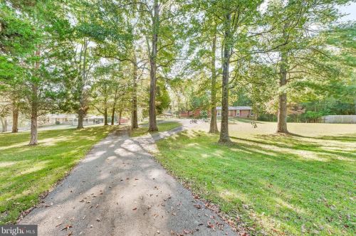 1730 Holland Cliffs Rd, Huntingtown, MD 20639-9730