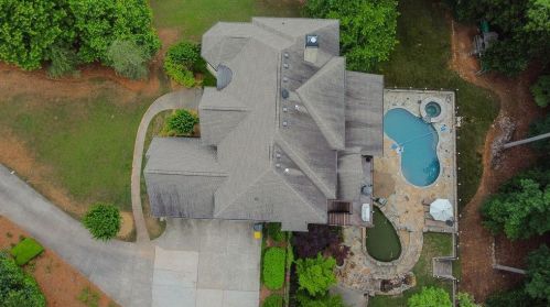 8069 Kenstone Ct, Atlanta GA 30350-4160 exterior