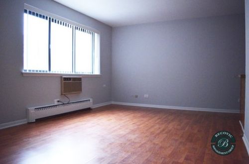 5534 Kenmore Ave, Chicago IL  60640-1557 exterior