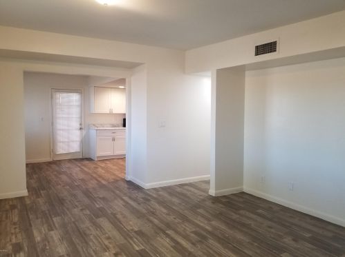 2531 Campo Bello Dr, Phoenix AZ 85032-2219 exterior