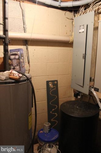 1751 Old Bethlehem Pike, Quakertown PA 18951-2375 exterior