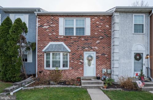 508 Evergreen Ln, Chester, PA 19014-2549