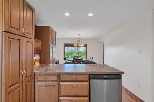 1535 Bower Hill Rd, Pittsburgh PA 15243-1508 exterior