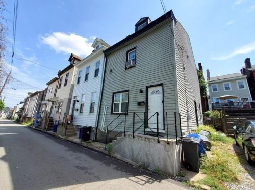 5112 Natrona Way, Pittsburgh PA  15201-2548 exterior