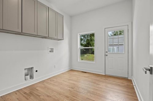 3279 Elm St, Atlanta GA 30318-8501 exterior