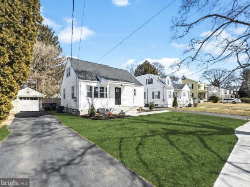 36 Iowana Ave, Trenton, NJ 08638-4710