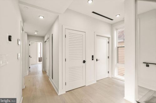 5416 Nevada Ave, Washington DC  20015-1728 exterior