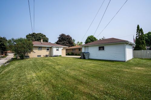 4765 22nd Pl, Milwaukee, WI 53221-2909