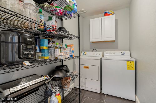 700 Jay St, Chandler AZ  85225-4459 exterior