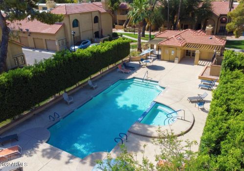 1126 Elliot Rd, Chandler AZ 85224-1883 exterior