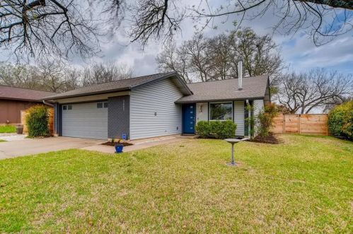 2403 Aldford Dr, Austin TX 78745-4822 exterior