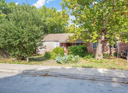 2406 Euclid Ave, Austin TX 78704-5418 exterior