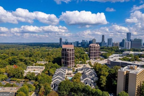 3655 Habersham Rd, Atlanta GA  30305-1142 exterior