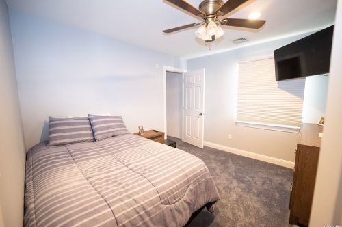 95 Midway St, Babylon NY  11702-4311 exterior