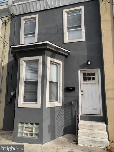 1411 19 St, Philadelphia PA 19146-4655 exterior