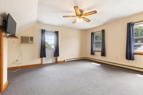 19 Austin St, Boston MA 02136-1501 exterior