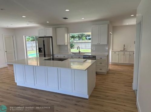 1000 4th St, Boca Raton FL  33486-4510 exterior