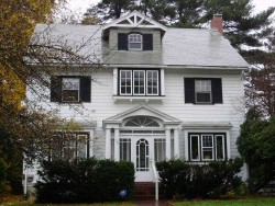 507 Ward St, Newton MA  02459-1109 exterior