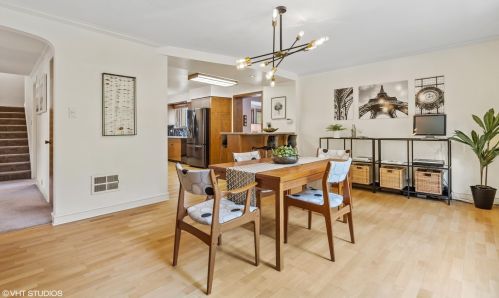 5800 Kenneth Ave, Chicago IL  60646-5910 exterior