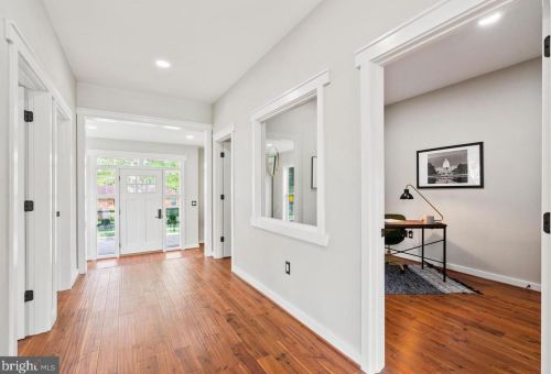 2216 30th St, Washington DC  20020-3369 exterior