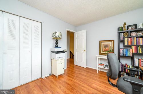 2 Drewes Ct, Trenton NJ 08648-2627 exterior