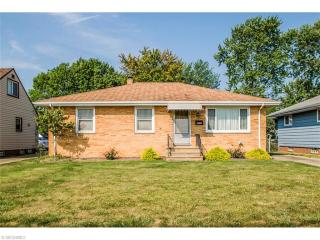 4570 154th St, Cleveland, OH 44135-2758