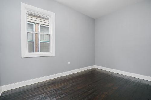 2048 70 Pl, Chicago IL 60637-4642 exterior