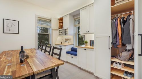 38 Hellertown Ave, Quakertown PA  18951-1728 exterior