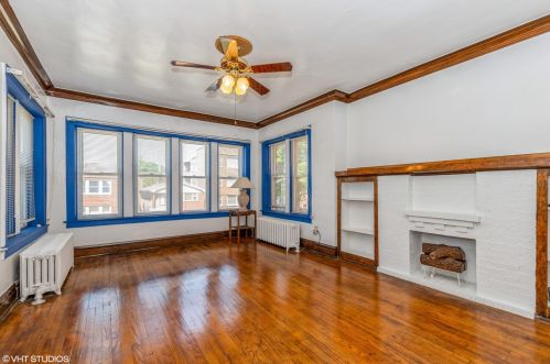 8029 Eberhart Ave, Chicago IL 60637-2411 exterior