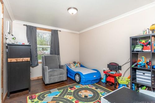 23 Orleans Ave, Killingly CT 06239-2227 exterior