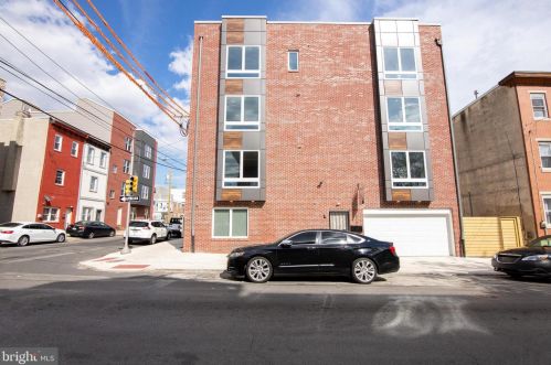 818 Diamond St, Philadelphia PA  19122-1333 exterior