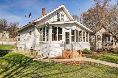 324 11 Ave, South Saint Paul MN 55075-2638 exterior